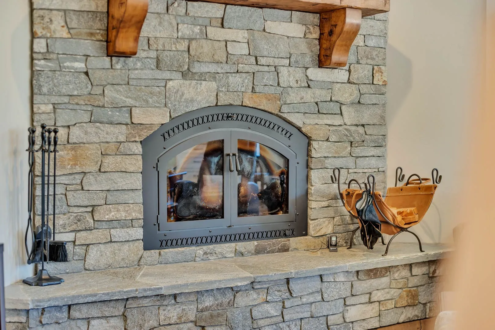 Craftsman-Custom-Home-in-Ramona-CA-by-Freemans-Construction-Inc