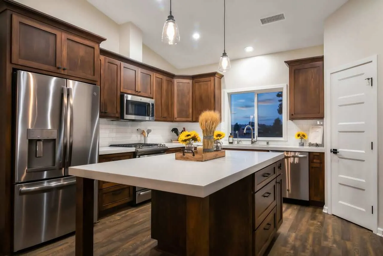 Farmhouse-Ranch-Custom-Home-in-Ramona-CA-by-Freemans-Construction-Inc