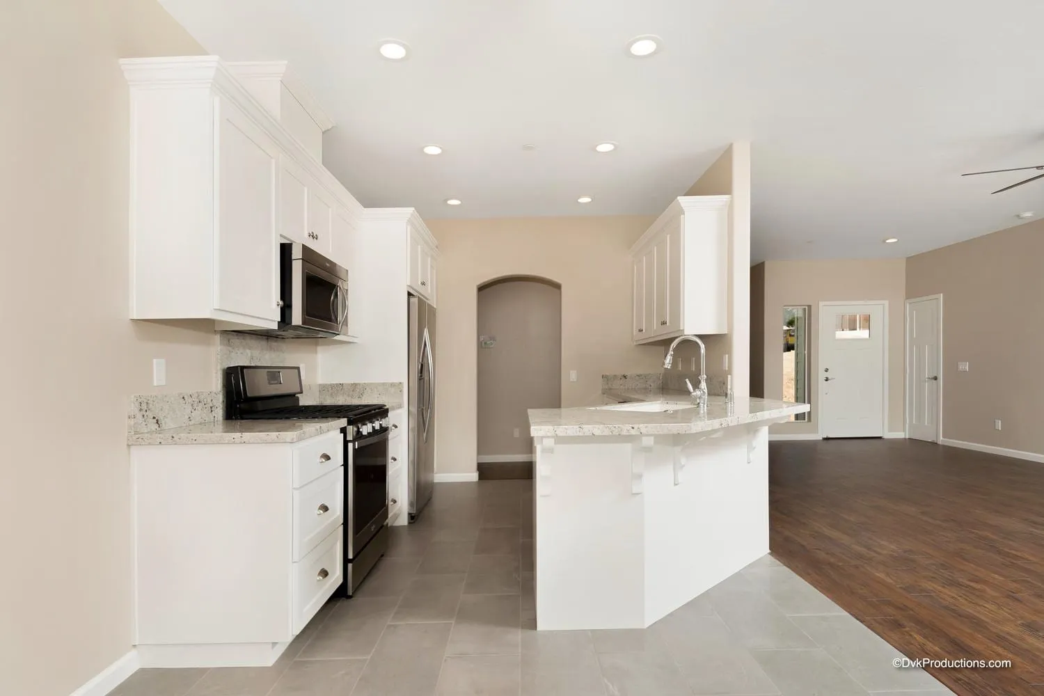 Ranch-Custom-Home-in-Ramona-CA-by-Freemans-Construction-Inc